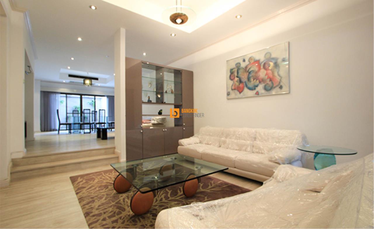 Bangkok Condo Finder Agency's Townhouse for Rent in Sukhumvit 26 4