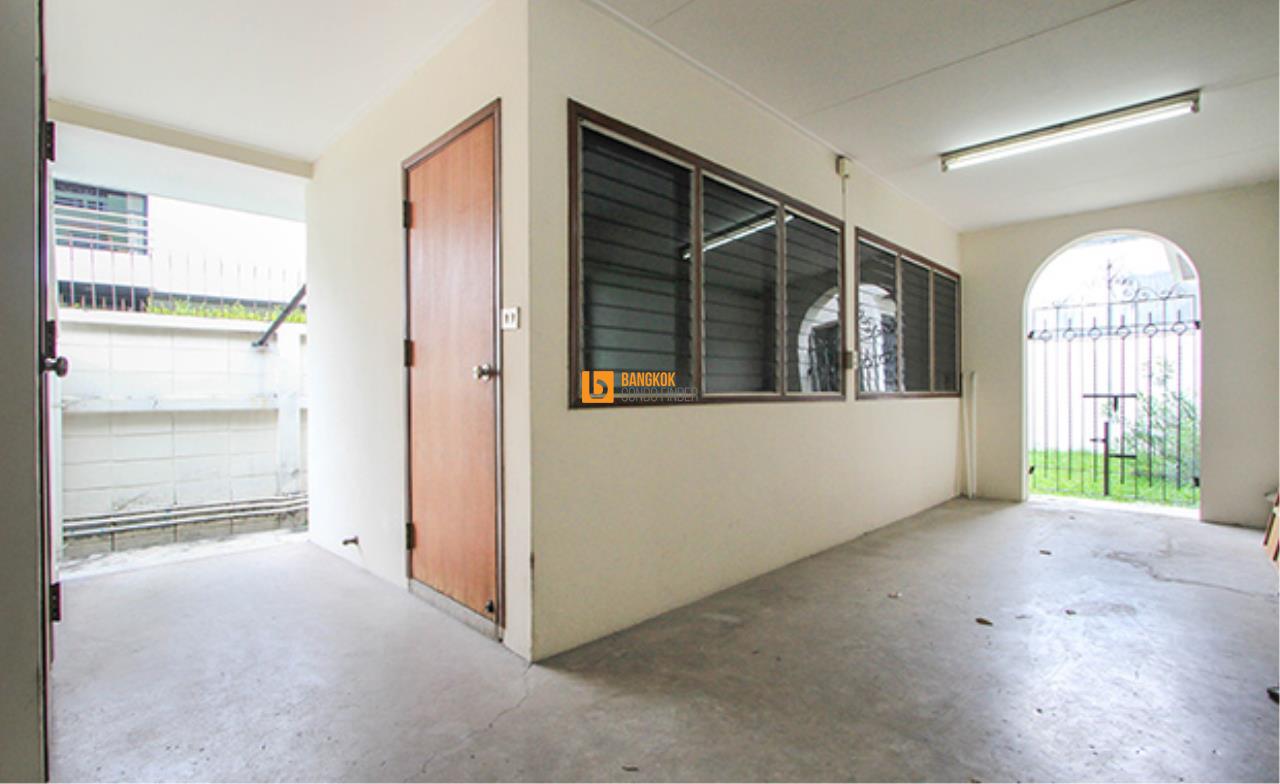 Bangkok Condo Finder Agency's House for Rent in Ekkamai 22 10