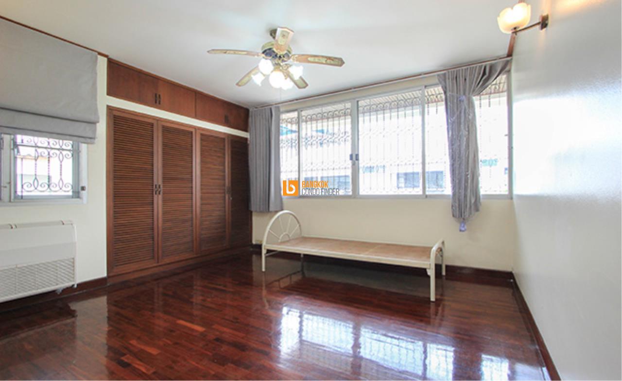 Bangkok Condo Finder Agency's House for Rent in Ekkamai 22 24