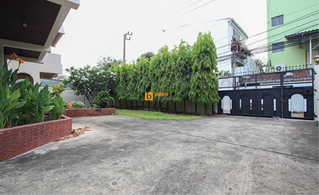 Bangkok Condo Finder Agency's House for Rent in Ekkamai 22 3