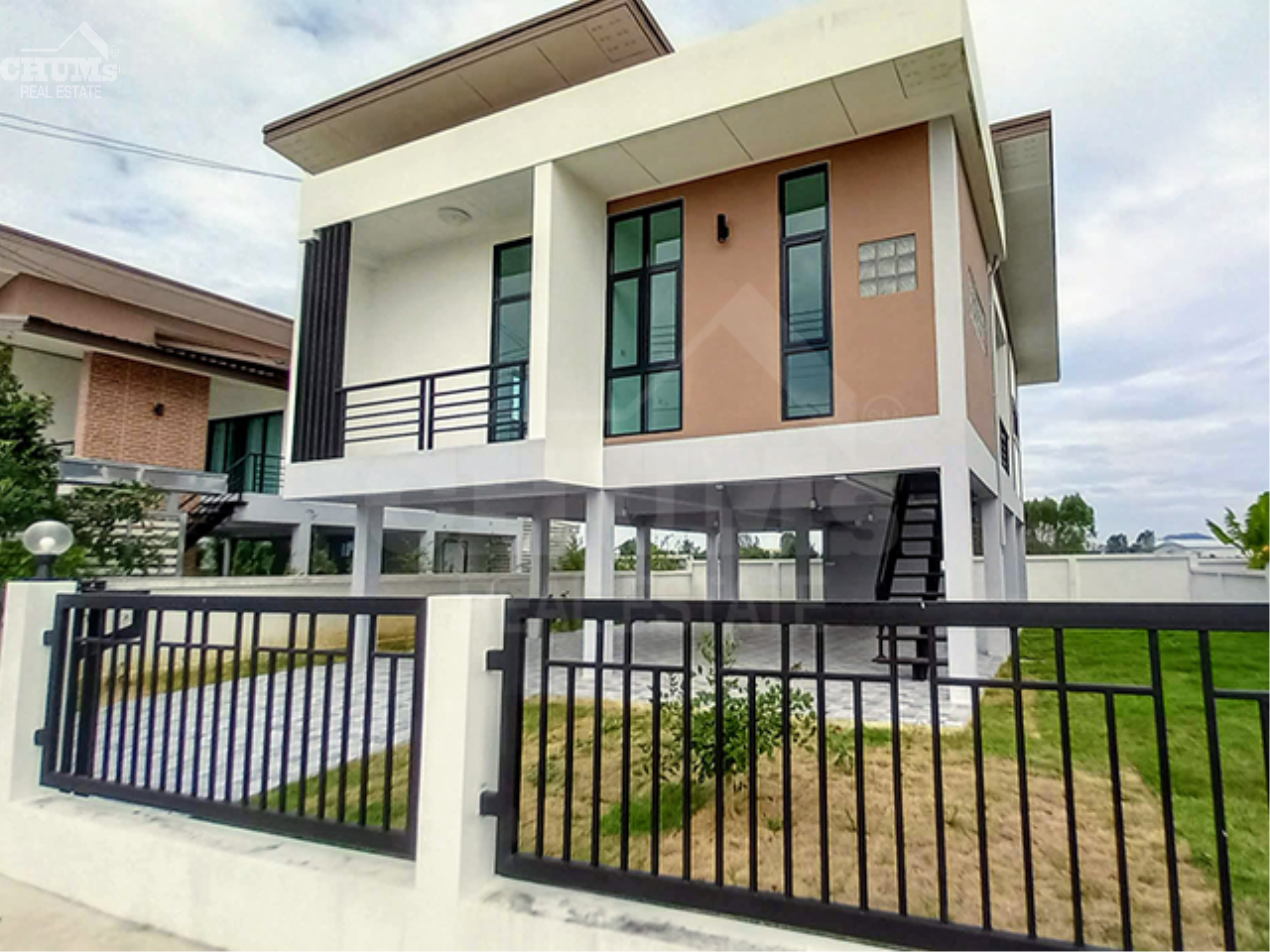 CHUMs Real Estate Agency's Single-storey detached house, modern style, high basement, Ban Chang, Rayong 2