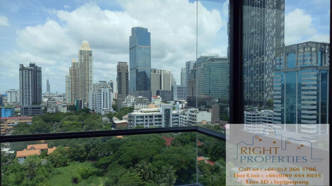 Right Properties Agency's Urgent sale!! Brand new project on Sathorn. Close to Convent road, BNH hospital. Great deal 1