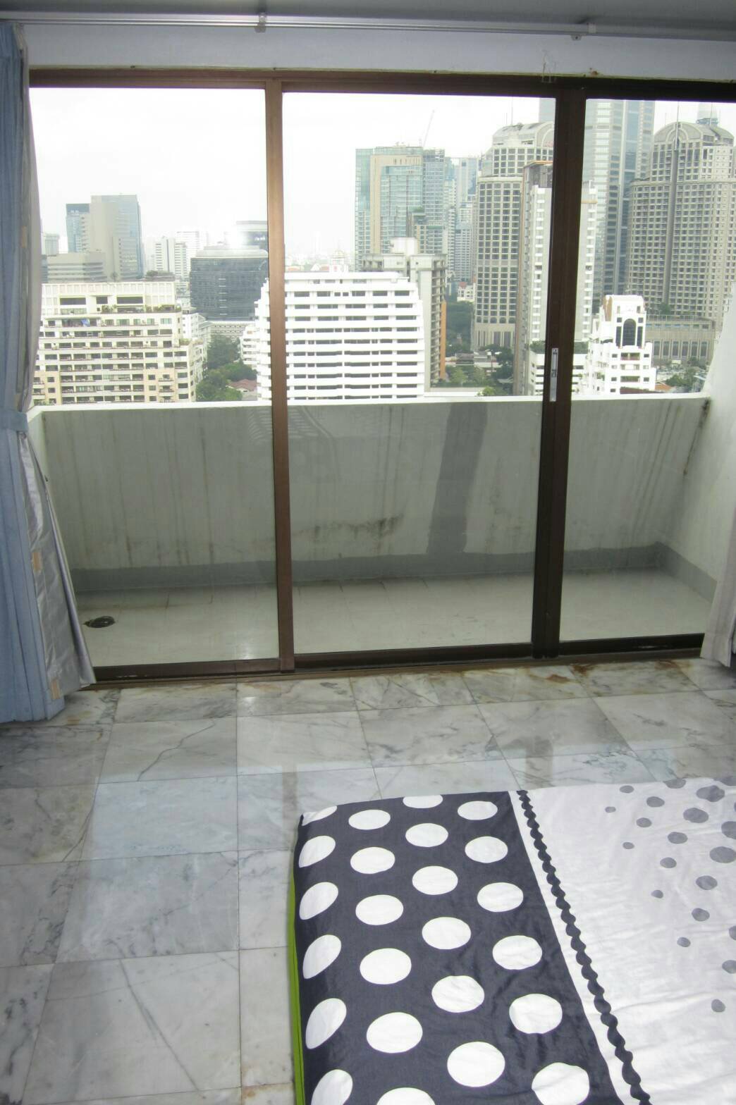 RE/MAX All Star Realty Agency's Omni Tower Two Bed 112sqm sale only 7mb (BTS Nana) 6