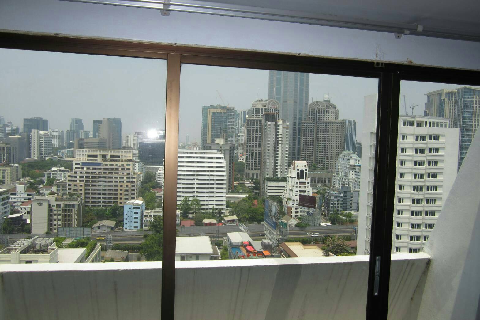 RE/MAX All Star Realty Agency's Omni Tower Two Bed 112sqm sale only 7mb (BTS Nana) 7