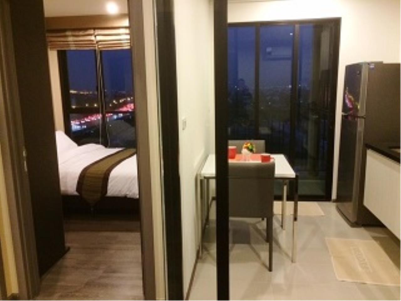 RE/MAX All Star Realty Agency's Basepark East large One-Bed full furnished for rent 16,000 Baht (BTS On Nut) 1