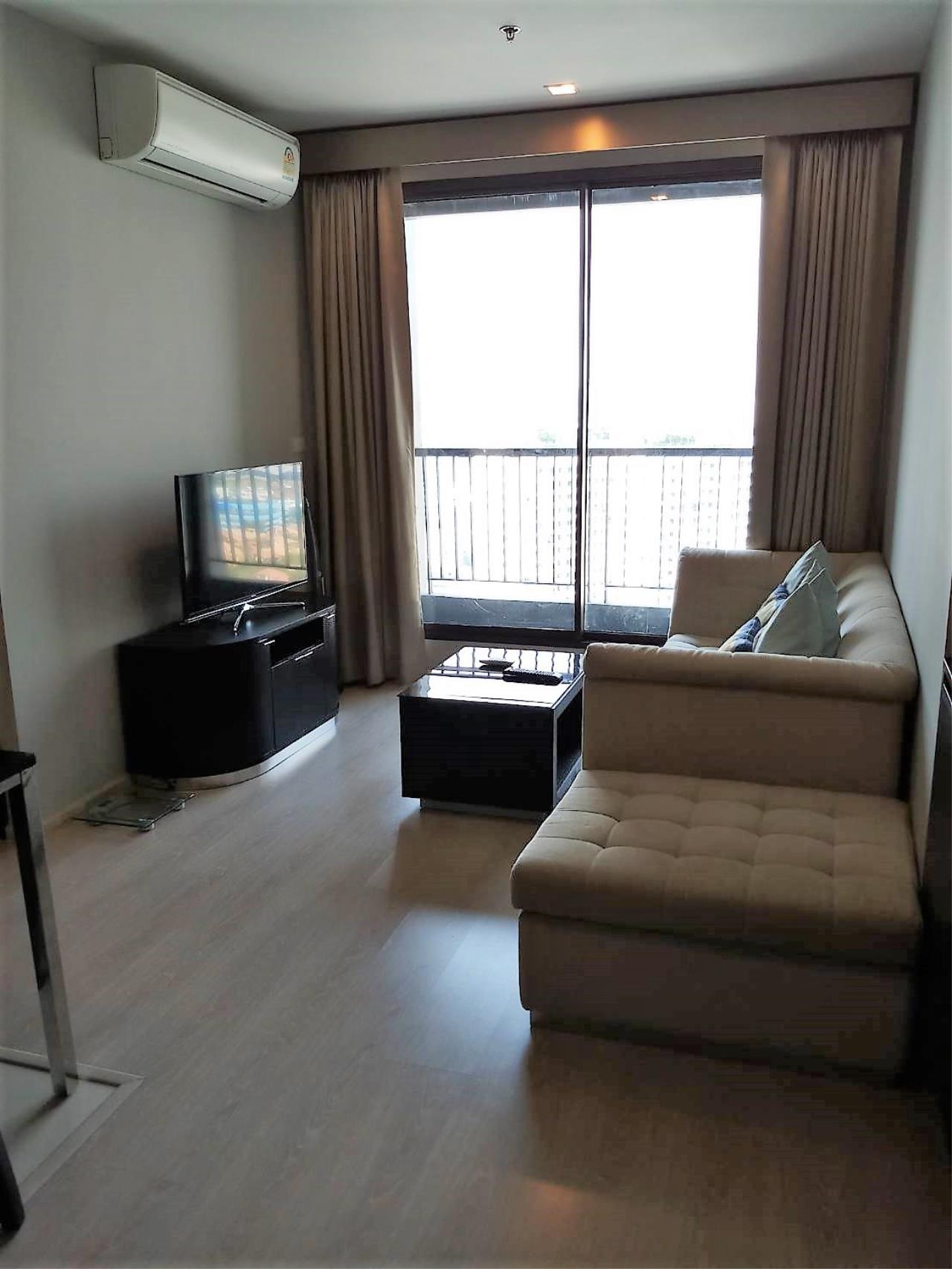 RE/MAX All Star Realty Agency's Rhythm 44 for rent (BTS Phra kanong) 1