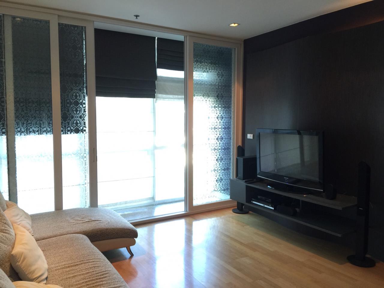 Piri Property Agency's 2 bedrooms Condo For Rent Athenee Residence 3