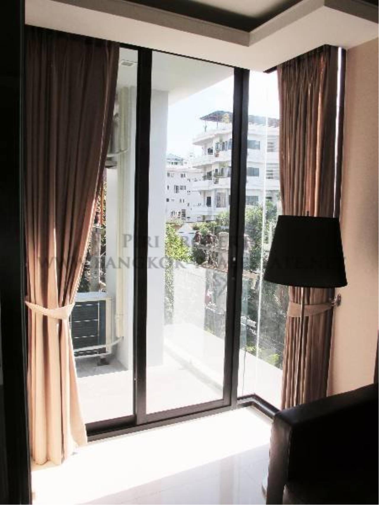 Piri Property Agency's Socio Ruamrudee - Modern One Bedroom Condo for Rent 6
