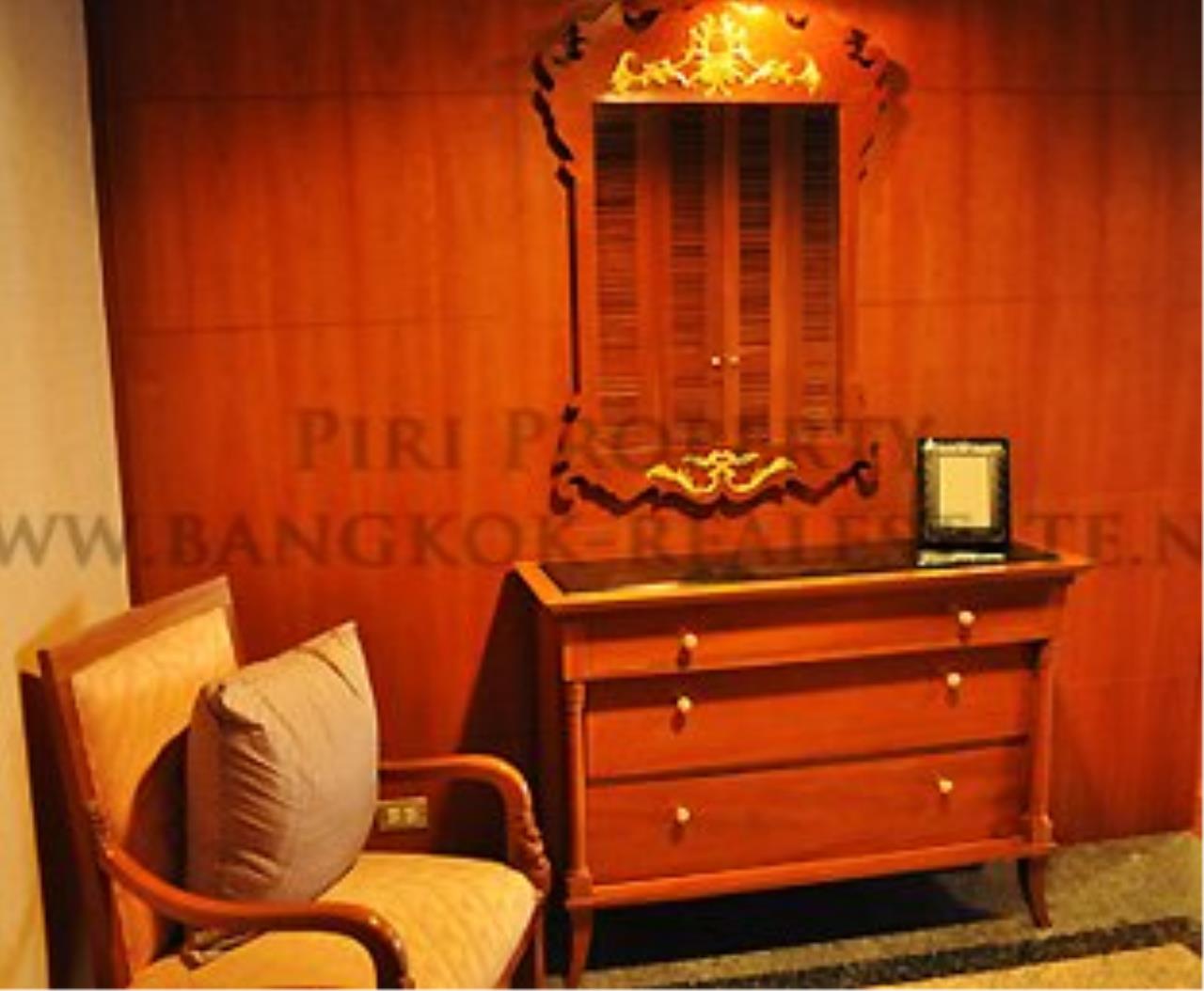 Piri Property Agency's Royal Place - Spacious 2 Bedroom - 137 SQM in Rachadamri - 55K 3