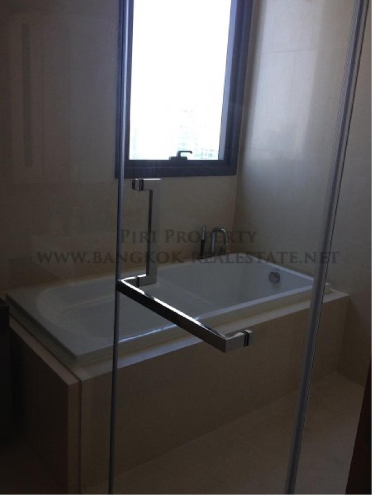 Piri Property Agency's Exclusive Condo in Nana for Rent - Hyde Sukhumvit - 2 Bed on High Floor 7