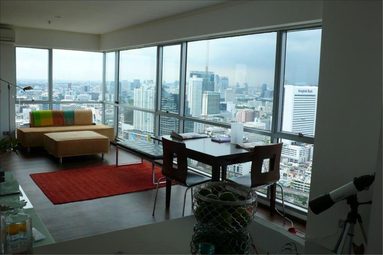 Piri Property Agency's 2 bedrooms  For Rent Silom Suite 3