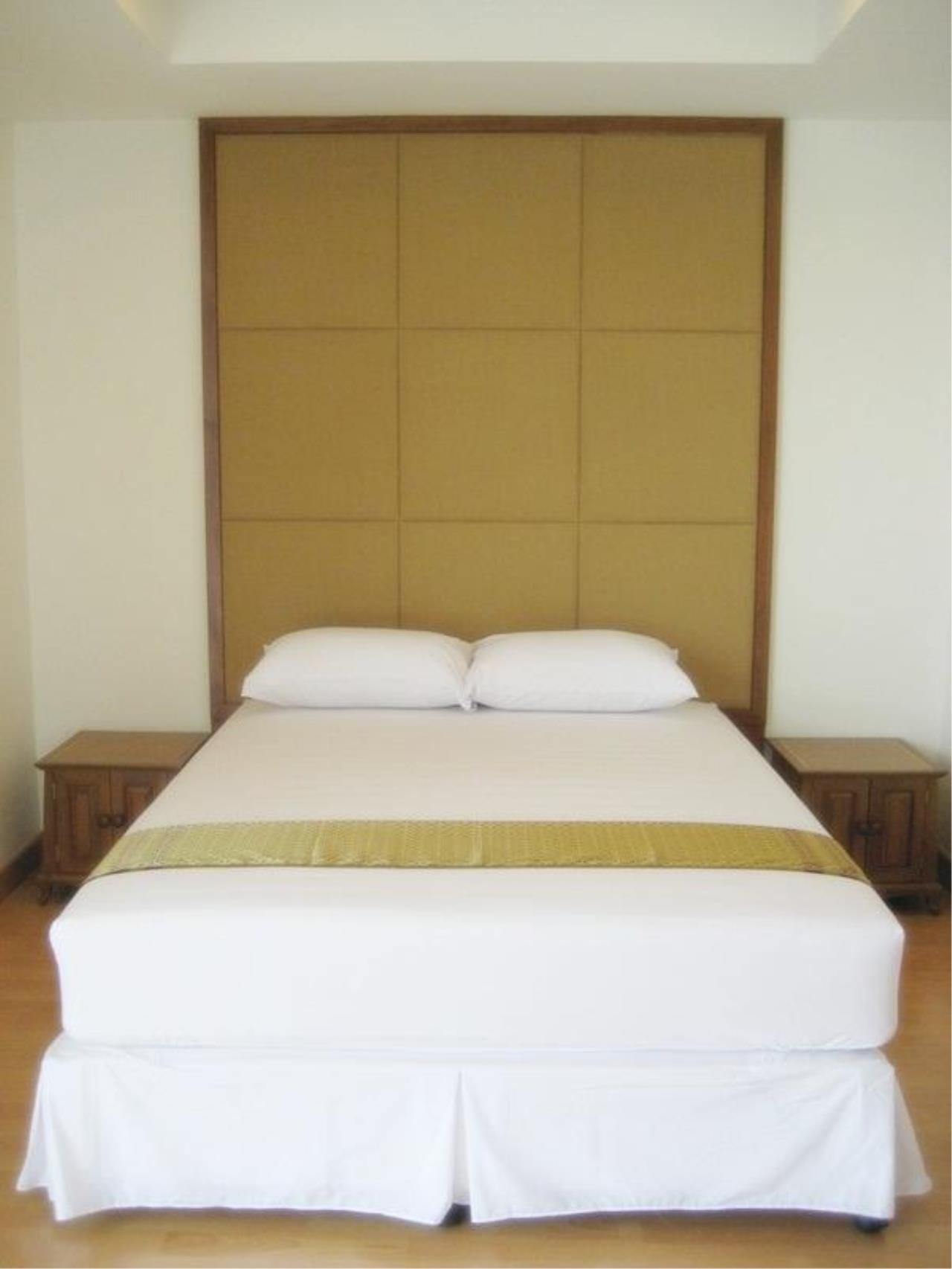 Piri Property Agency's 3 bedrooms  For Rent Nusasiri Grand Condo 1