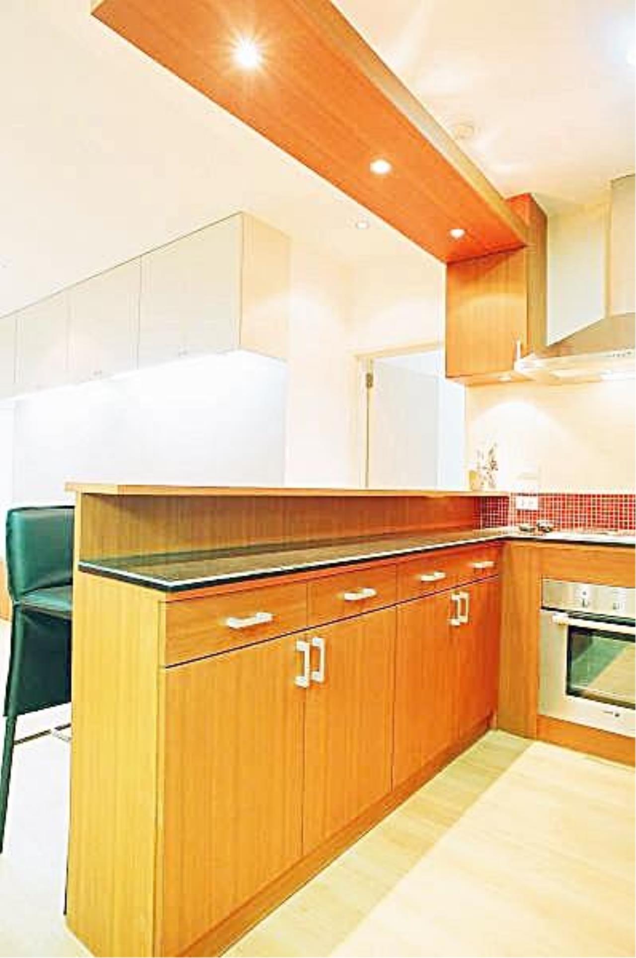 Piri Property Agency's 2 bedrooms  For Rent Silom Grand Terrace 7