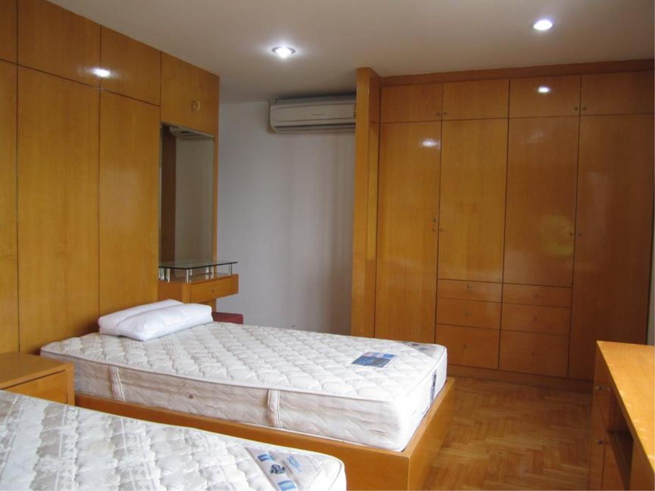 Piri Property Agency's 3 bedrooms  For Rent Top View Tower 1