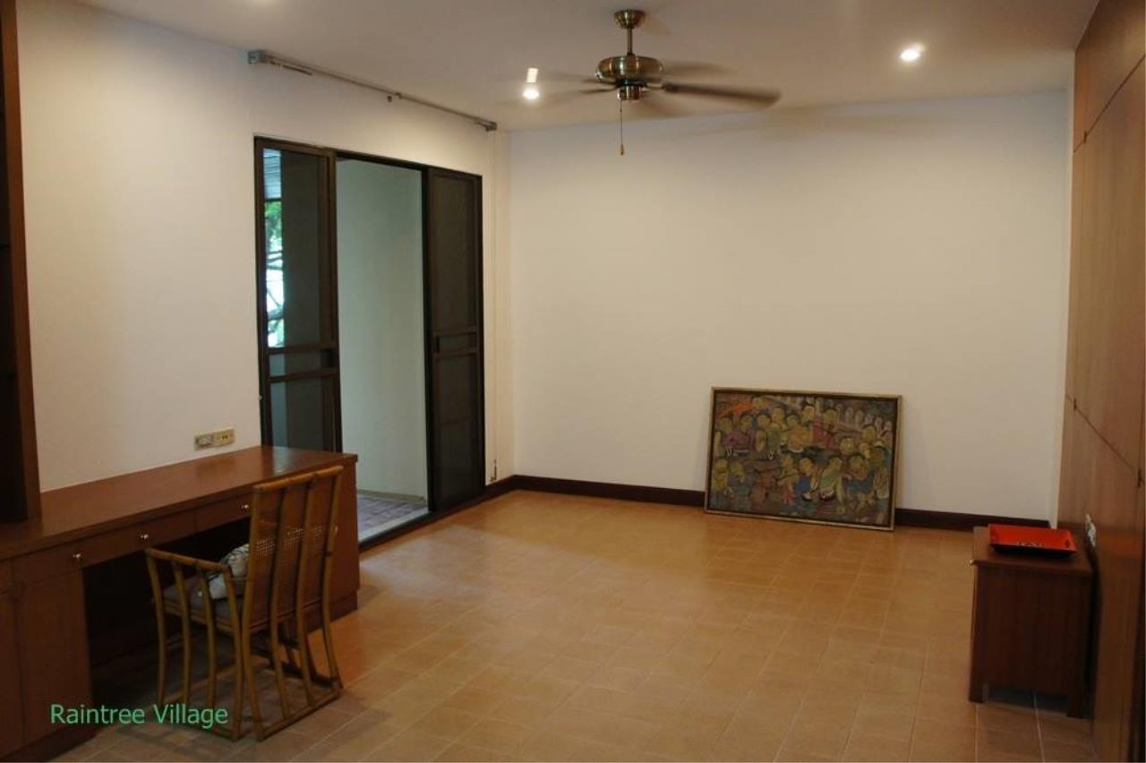 Piri Property Agency's 3 bedrooms  For Rent Raintree Village 34