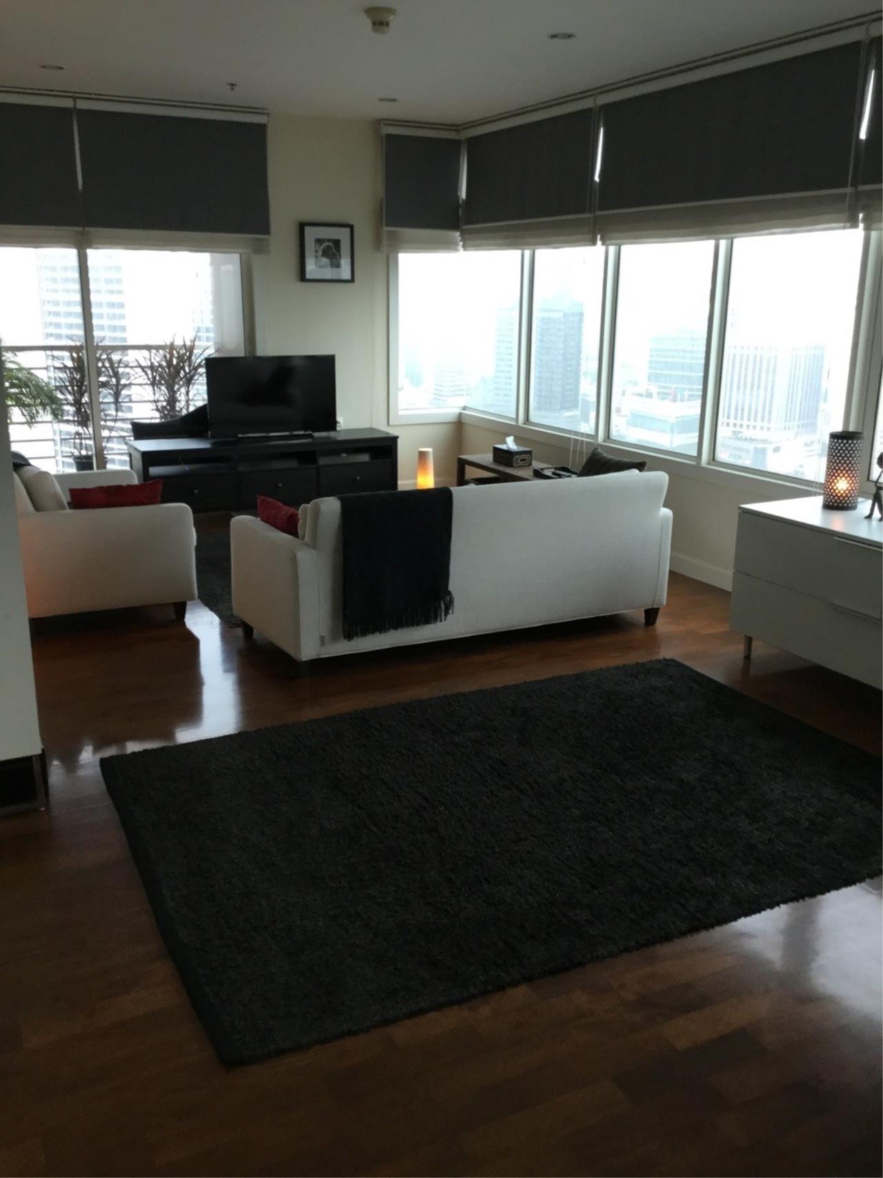 Piri Property Agency's 3 bedrooms Condominium  on 31 floor For Sale 3 3