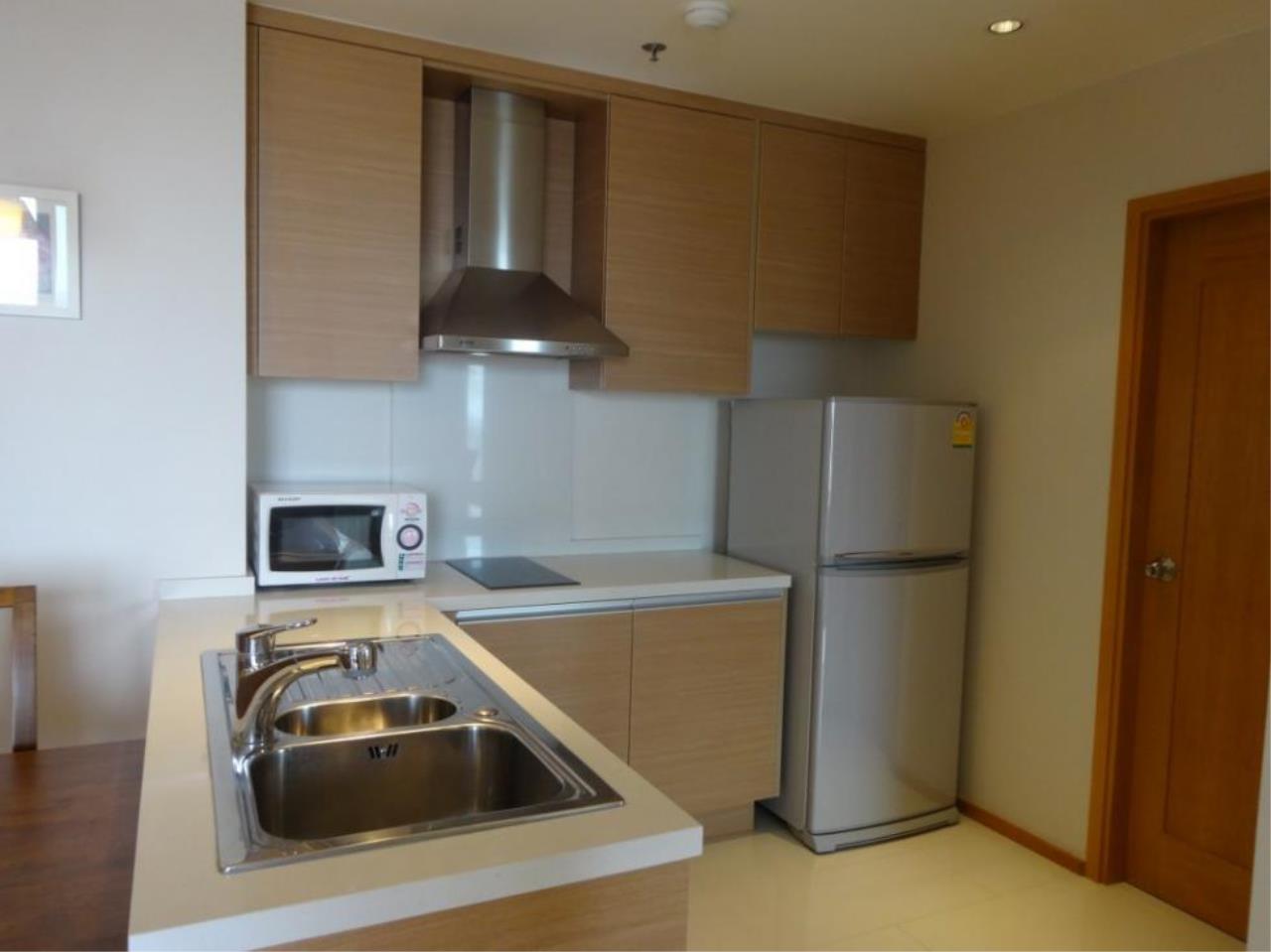 Piri Property Agency's one bedroom Condominium  on 9701 floor For Rent 1 8