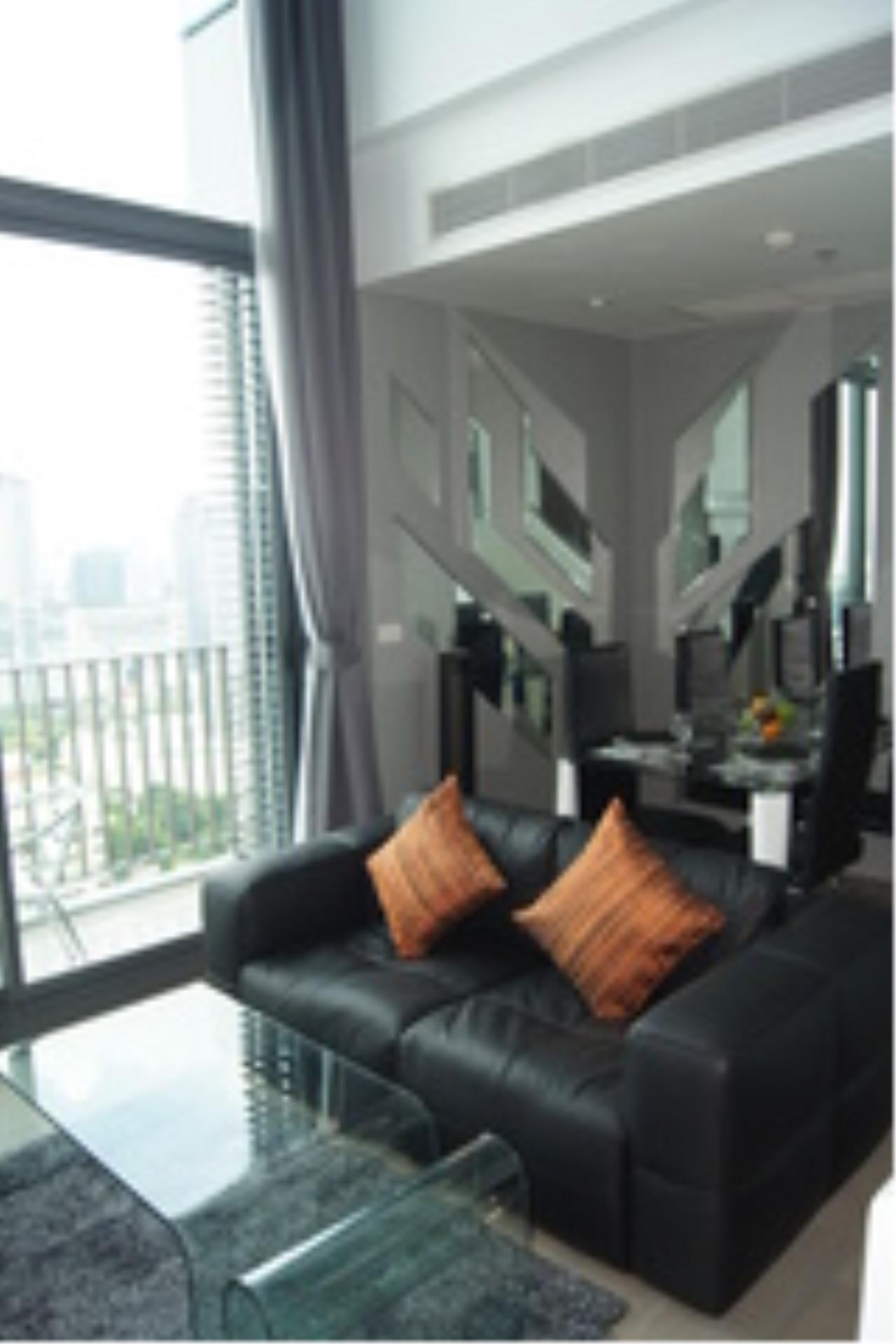 Piri Property Agency's 2 bedrooms Condominiumon 39-40 floor For Rent 2