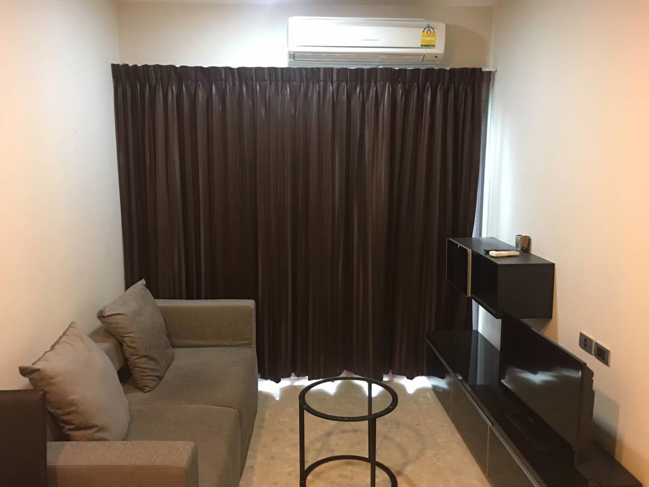 Blue Whale Property Agency's The Crest 34 Condominium for Rent { 1 Bedroom  1 Bathroom    45.39 SQ.M ฿25,000/month} Near by BTS Thonglor 5