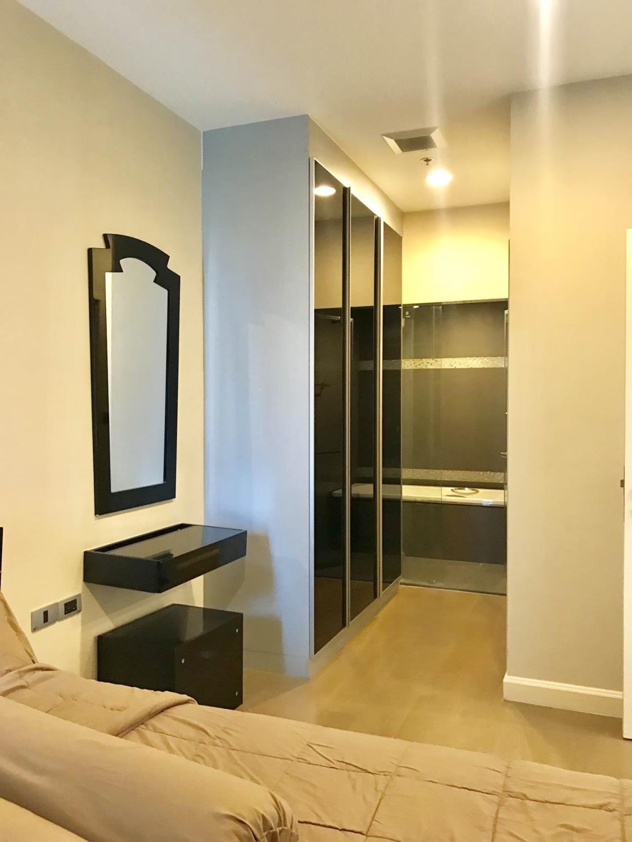 Blue Whale Property Agency's The Crest 34 Condominium for Rent { 1 Bedroom  1 Bathroom    45.39 SQ.M ฿25,000/month} Near by BTS Thonglor 1