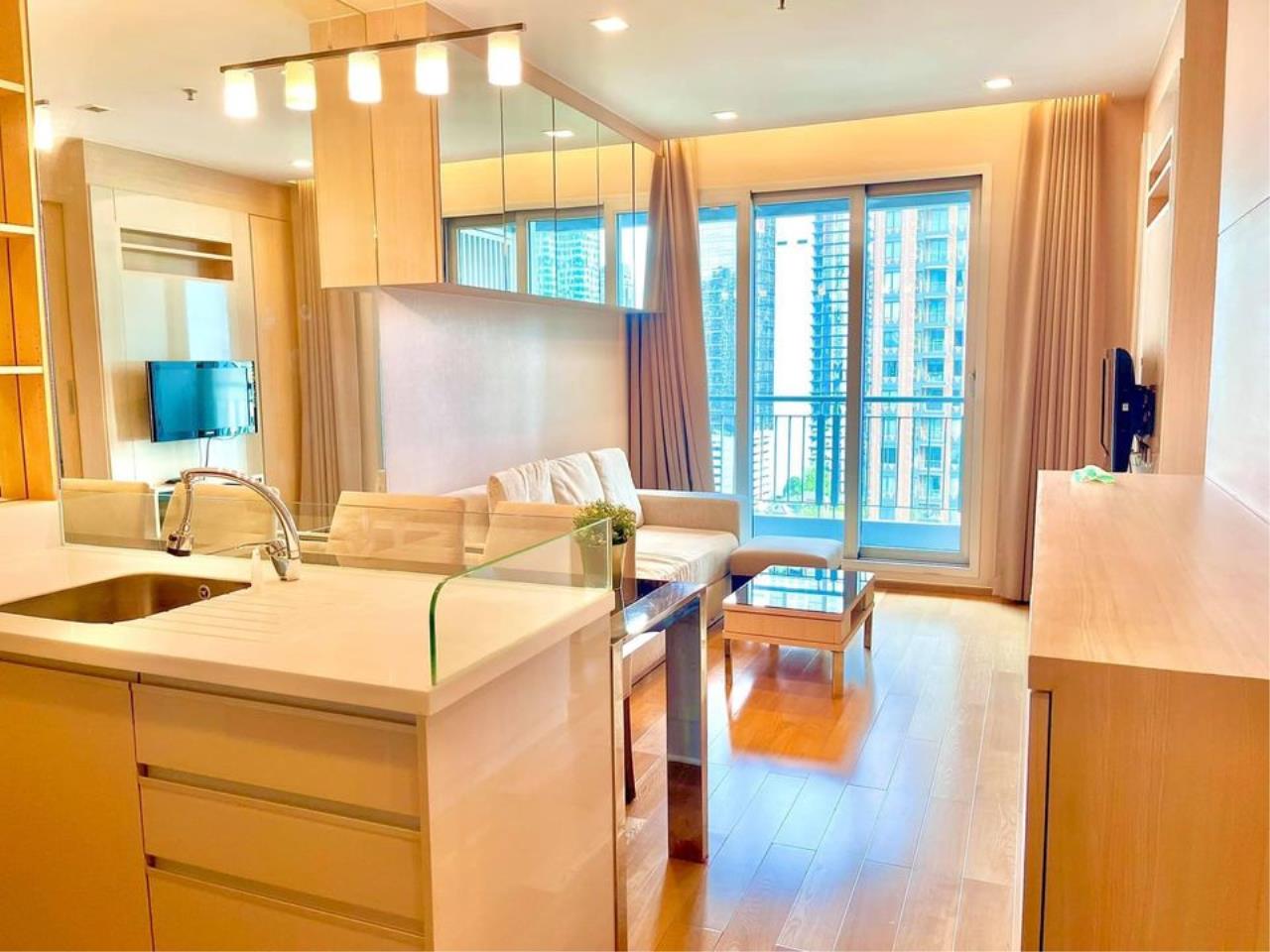 Blue Whale Property Agency's The Address Asoke  1 Bedroom for Rent 14