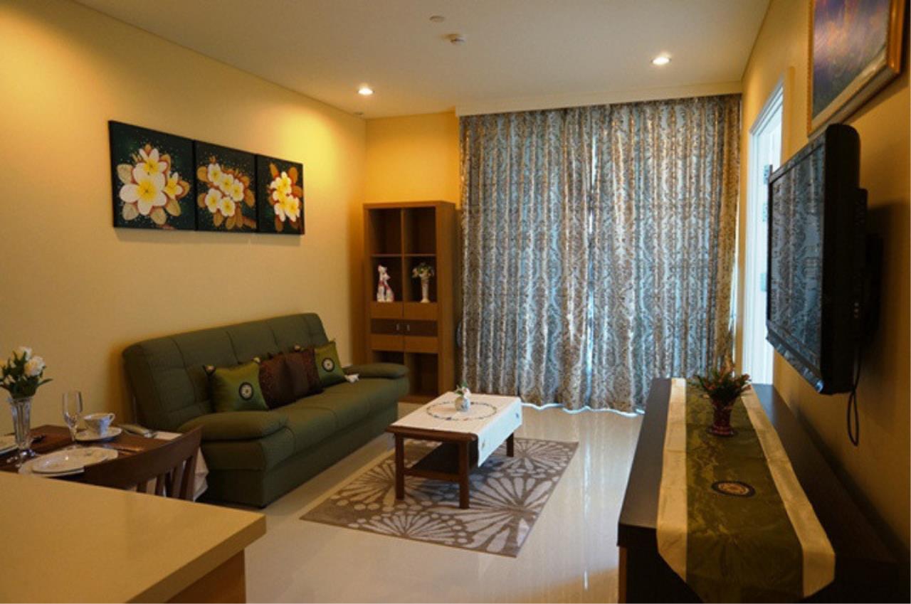 The One Residence Agency's condominium for rent at Aguston Sukhumvit 22 , 1BR , 1BA , 55SQM 3