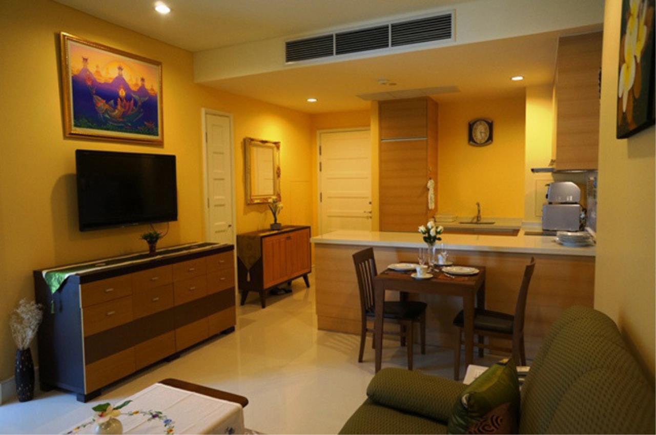 The One Residence Agency's condominium for rent at Aguston Sukhumvit 22 , 1BR , 1BA , 55SQM 4