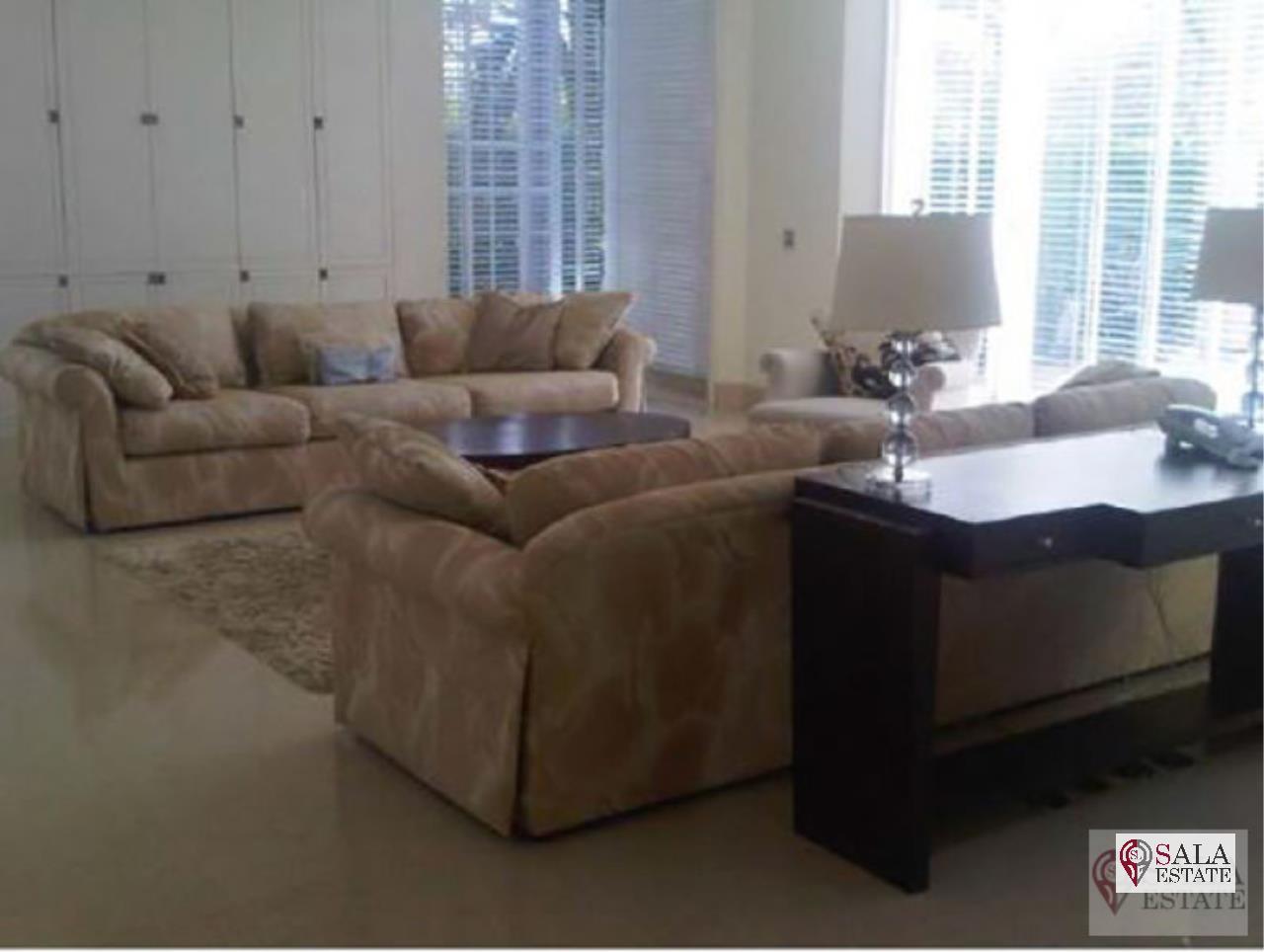 SALA ESTATE Agency's ( FOR RENT / SALE ) LUXURY PRIVATE HOUSE - LAKEWOOD , 3 BEDROOMS 4 BATHROOMS , FULLY FURNISHED 4