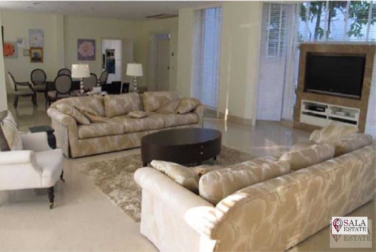 SALA ESTATE Agency's ( FOR RENT / SALE ) LUXURY PRIVATE HOUSE - LAKEWOOD , 3 BEDROOMS 4 BATHROOMS , FULLY FURNISHED 3