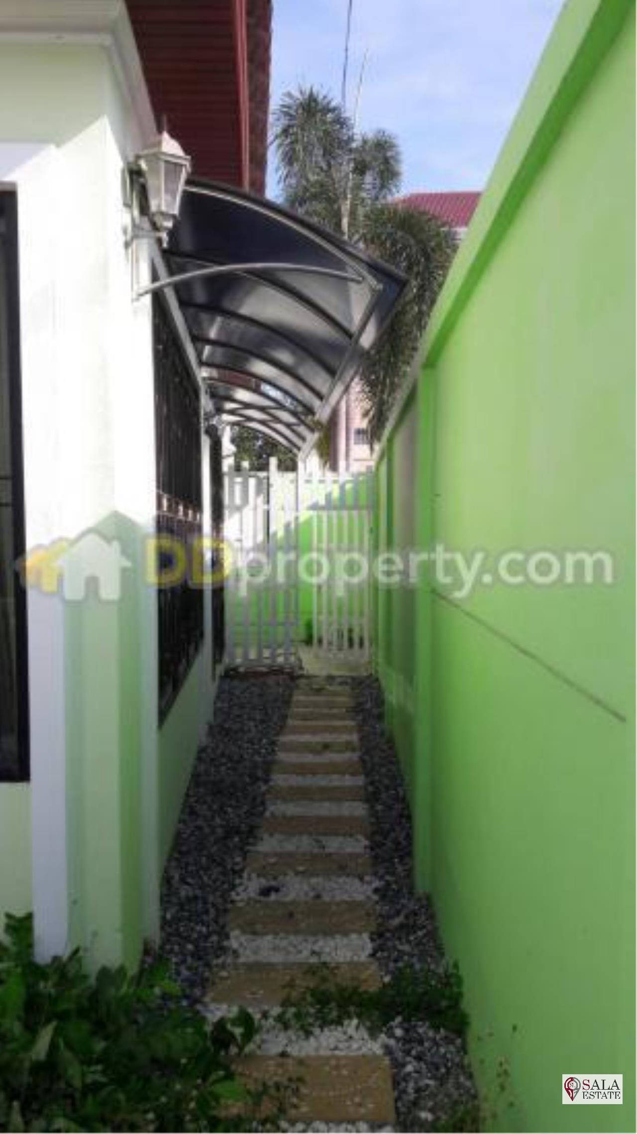 SALA ESTATE Agency's HOUSE FOR SALE - NEAR SUVARNABHUM AIRPORT AND BANG NA -TRAT RD. 3