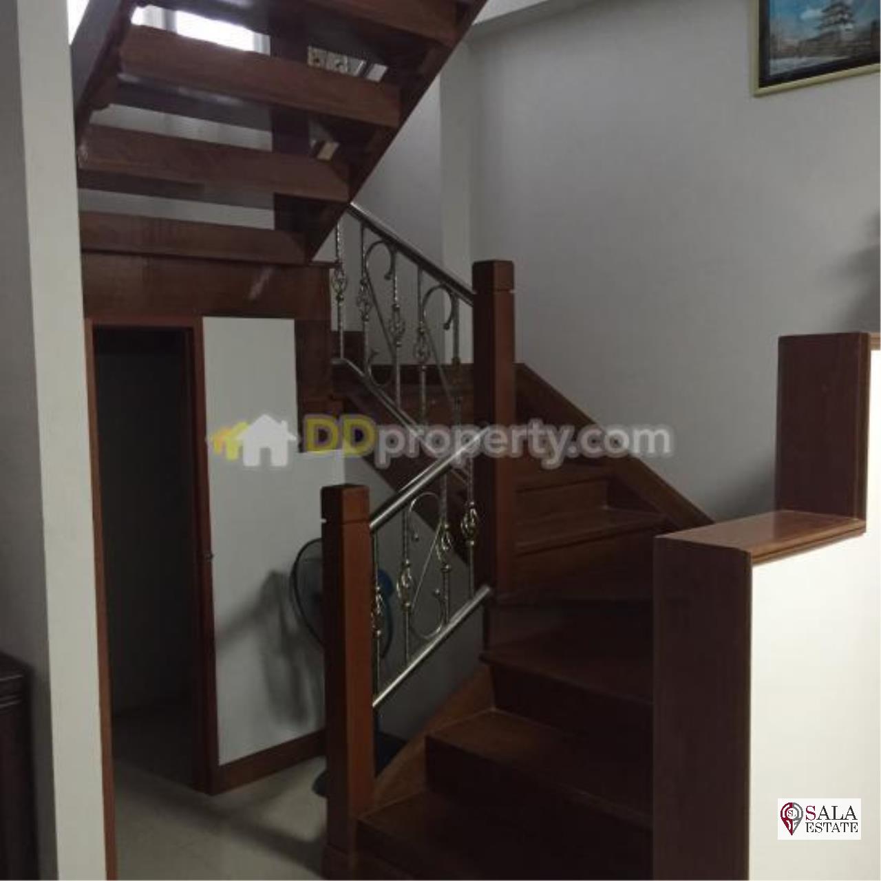 SALA ESTATE Agency's HOUSE FOR SALE - NEAR SUVARNABHUM AIRPORT AND BANG NA -TRAT RD. 9