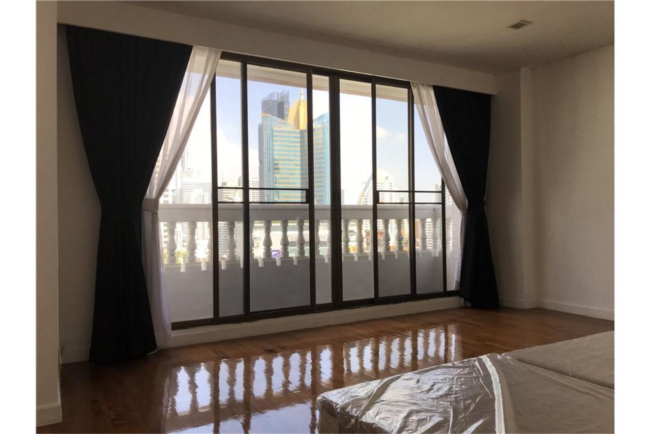 RE/MAX Executive Homes Agency's Nice view condo for rent at Sukhumvit 12 4 Bedroom 4