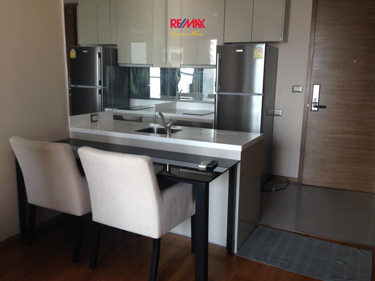 RE/MAX Executive Homes Agency's Beautiful 1 Bedroom for Rent The Address Sathorn 6