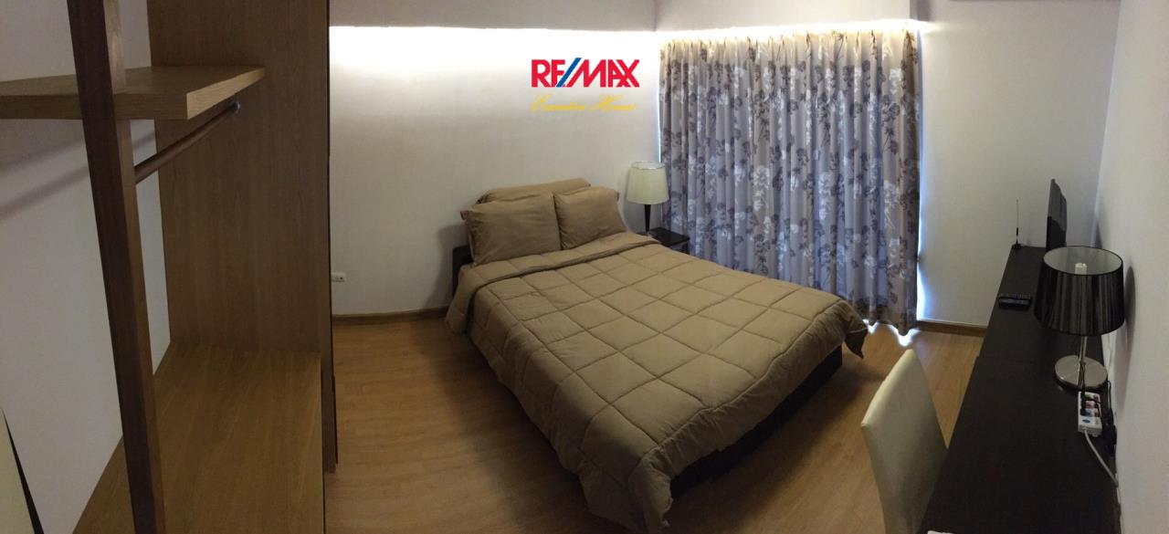 RE/MAX Executive Homes Agency's Beautiful 2 Bedroom for Rent Supalai Park Ekamai Thonglor 3