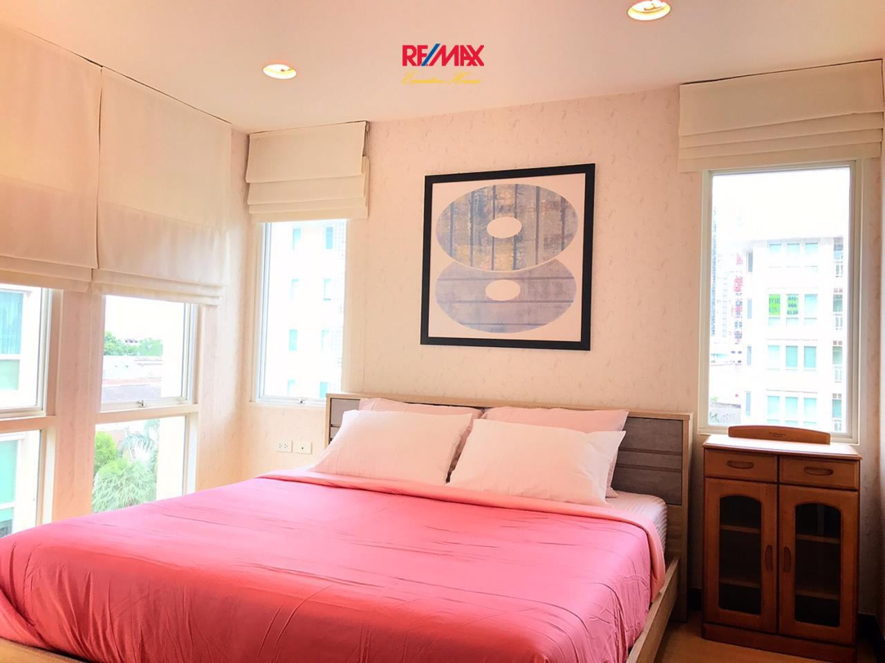 RE/MAX Executive Homes Agency's Nice 2 Bedroom for Sale The Bangkok Narathiwas 3