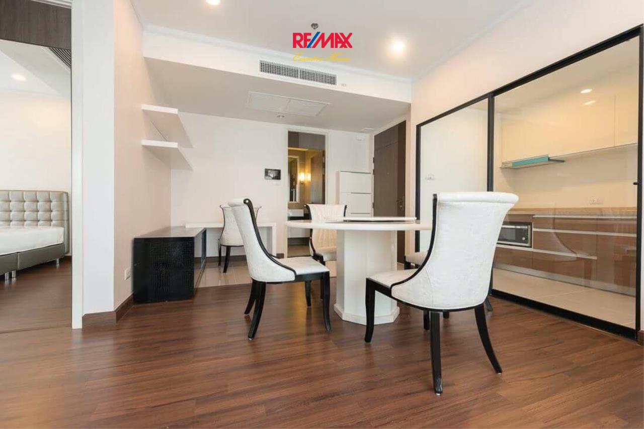 RE/MAX Executive Homes Agency's Spacious 2 Bedrooms Condo for RENT , Supalai Elite Suanplu  12