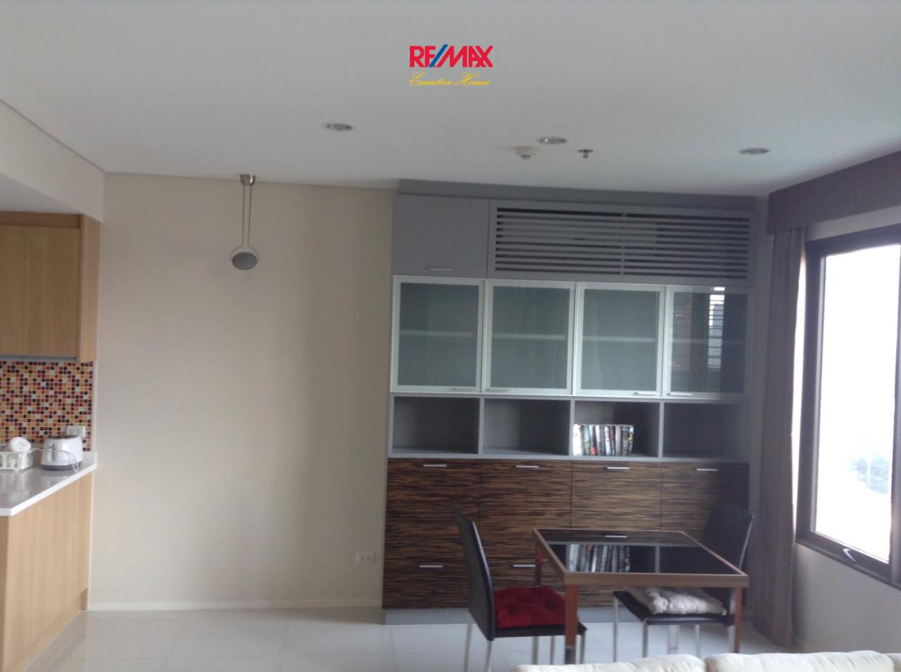RE/MAX Executive Homes Agency's Nice 1 Bedroom Duplex for Rent Villa Asoke 7