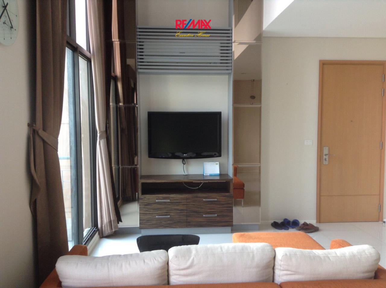 RE/MAX Executive Homes Agency's Nice 1 Bedroom Duplex for Rent Villa Asoke 1