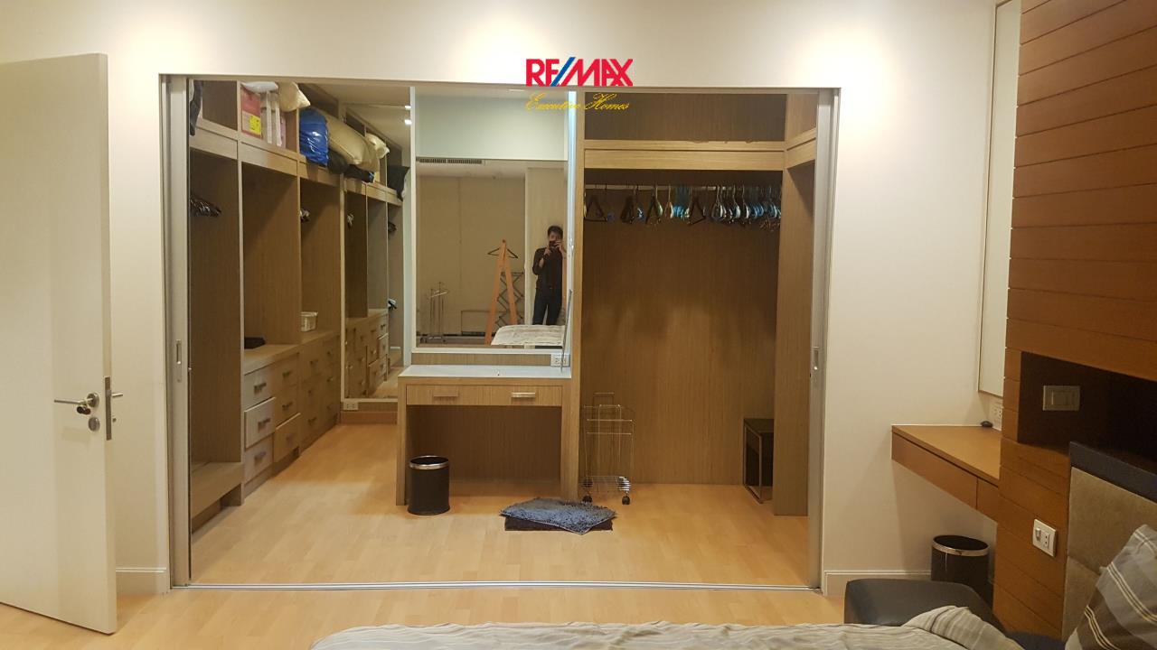 RE/MAX Executive Homes Agency's Spacious 1 Bedroom for Rent Nusasiri Grand Condo 3