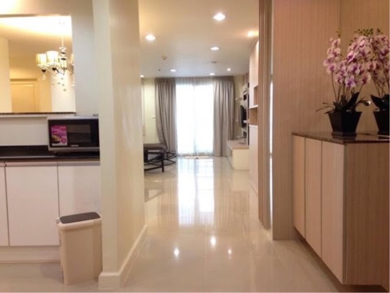 Quality Life Property Agency's For Sale/Rent!!! Serene Place Sukhumvit 24 / 3 Bedroom / 8 Floor 9