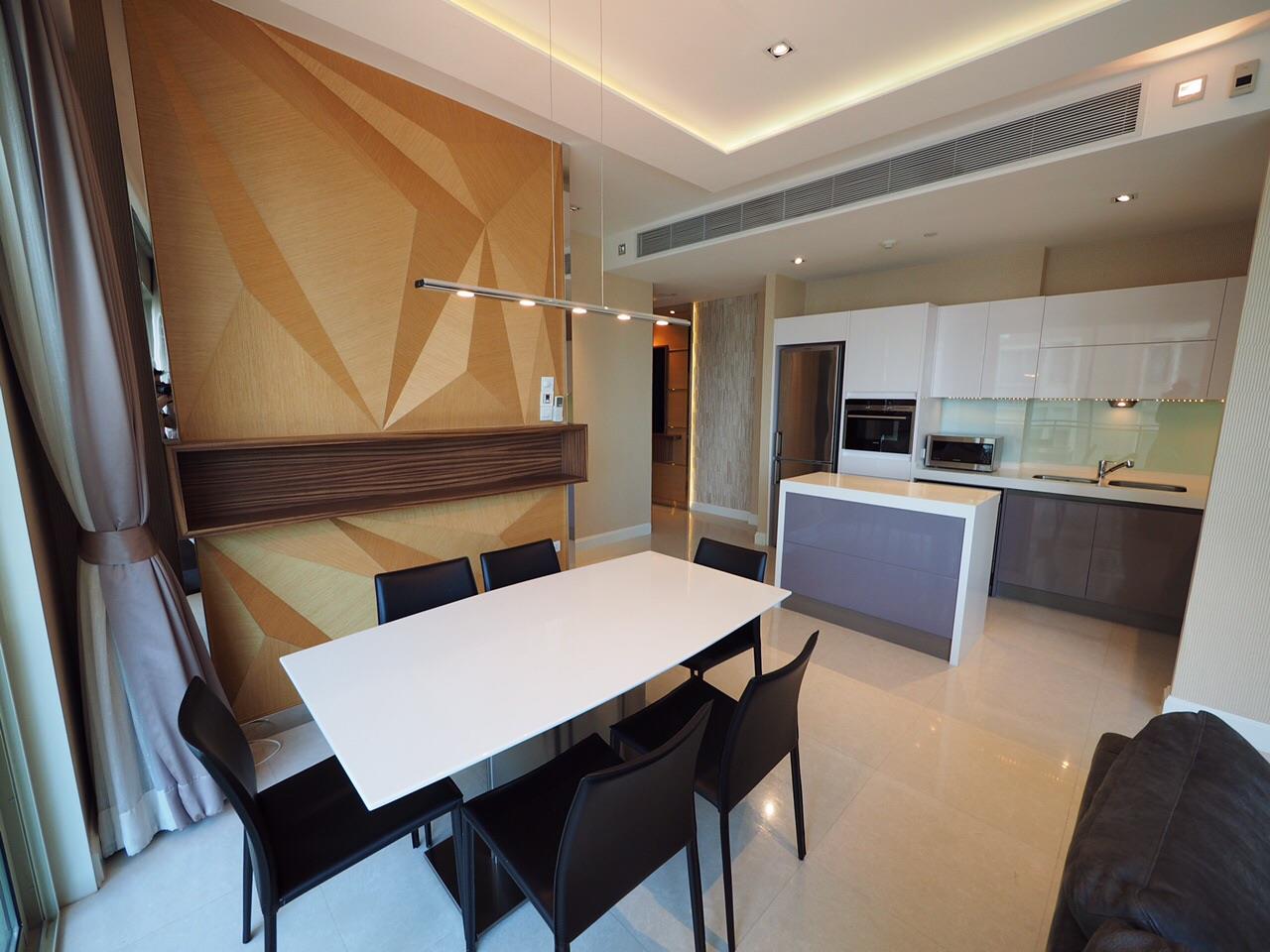 Quality Life Property Agency's Condo For Rent!!! Q Langsuan / 2 Bedroom / 20 Floor 4