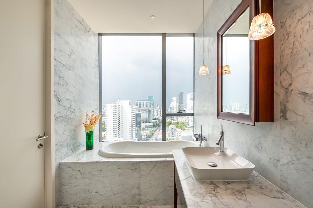 Bestbkkcondos Agency's 2 Bedrooms 2 Bathrooms 82sqm Rental 120,000 thb/month KHUN BY YOO  7