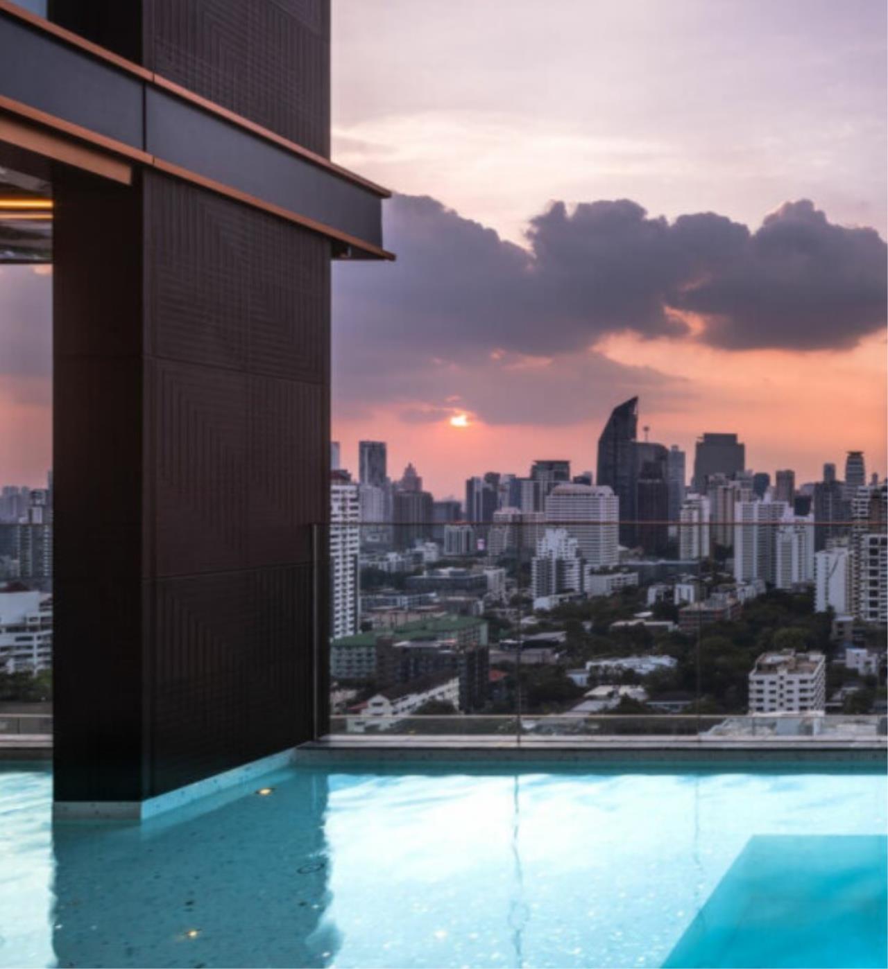 Bestbkkcondos Agency's Penthouse – 3 Bedrooms 4 Bathrooms Size 294.39sqm. Khun By Yoo for Sale ฿169,470,000 THB 15